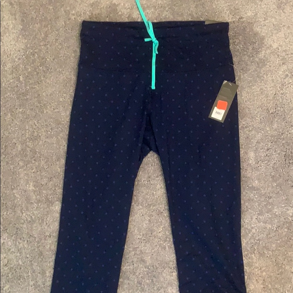 Old Navy Active High Rise Fitted Crop